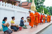 The Cross น่าน หลวงพระบาง 5 วัน 4 คืน