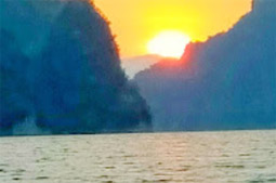 เกาะสุรินทร์ เขื่อนเชี่ยวหลาน 3 วัน 2 คืน เกาะสุรินทร์ เขื่อนเชี่ยวหลาน 3 วัน 2 คืน